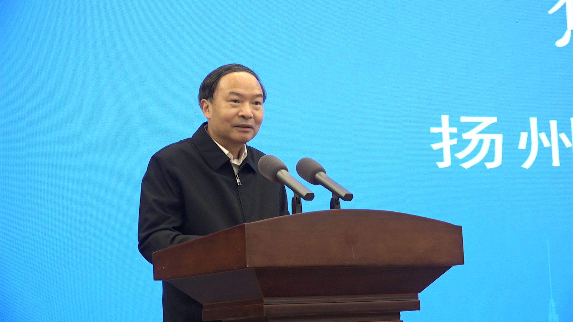 学校与盐城市人民政府达成战略合作